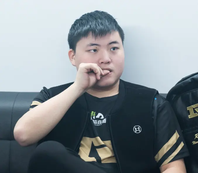 PG游戏-Faker新星败北表现惊艳，日本队未来可期！的简单介绍