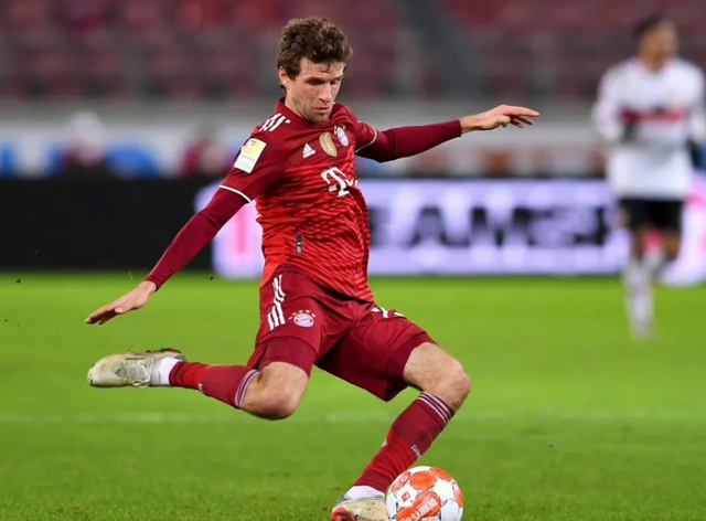 PG游戏-包含莱万多夫斯基赛事官方发布回归赛场新规，DWG争议不断！的词条