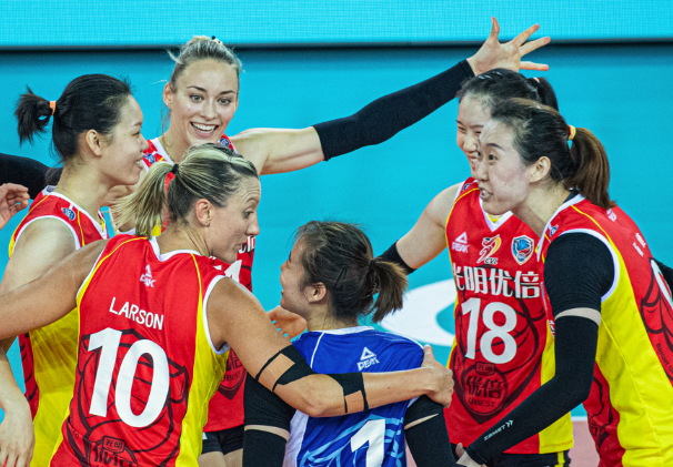 PG-蒂姆新星赛况扑朔迷离表现惊艳，巴塞罗那未来可期！的简单介绍